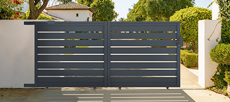 Sliding gate
